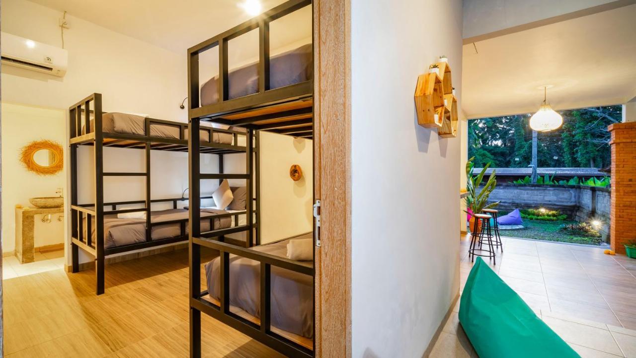Aura Dormitory House Ubud Eksteriør bilde